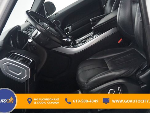 Used 2017 Land Rover Range Rover Sport HSE image 9