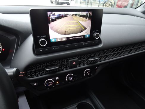 Used 2024 Honda HR-V Sport image 19