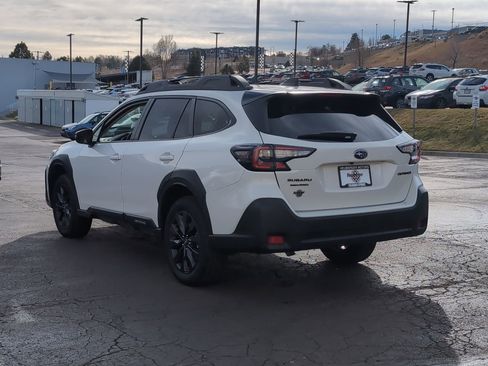 Used 2024 Subaru Outback Onyx Edition image 5