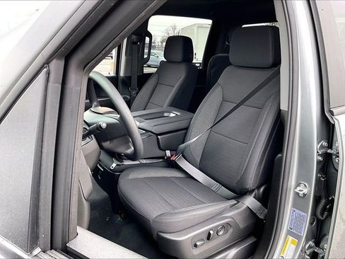 New 2026 Chevrolet Silverado 2500 Custom w/ Custom Value Package image 10