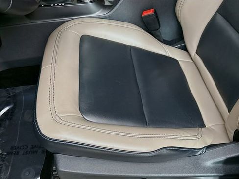 Used 2024 Ford Bronco Wildtrak image 19