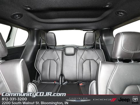 New 2026 Chrysler Pacifica Limited FWD image 22