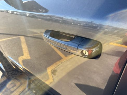 Used 2021 RAM 1500 Big Horn image 10