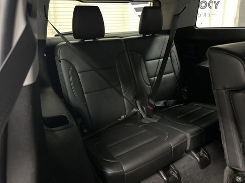 Used 2021 GMC Acadia SLT image 37