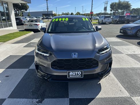 Used 2026 Honda HR-V EX-L image 2