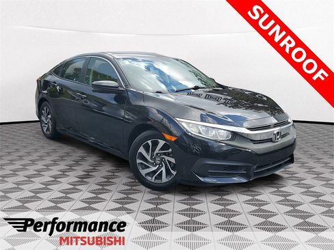 Used 2018 Honda Civic EX image 1