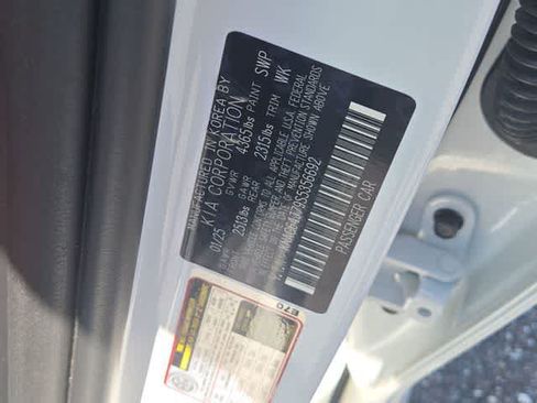 Used 2025 Kia K5 GT-Line w/ GT-Line Premium Package FWD image 31
