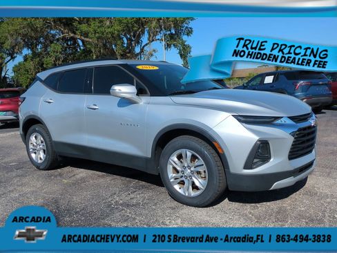 Certified 2019 Chevrolet Blazer LT FWD image 2