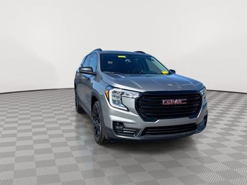 Certified 2024 GMC Terrain SLT w/ Elevation Edition AWD/4WD image 3