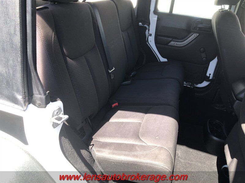 Used 2014 Jeep Wrangler Unlimited Sport AWD/4WD image 22