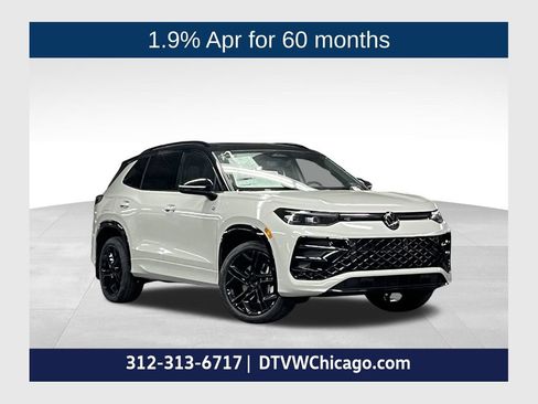 New 2026 Volkswagen Tiguan SE R-Line FWD image 1