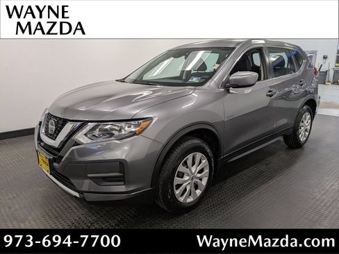 Used 2019 Nissan Rogue S image 1