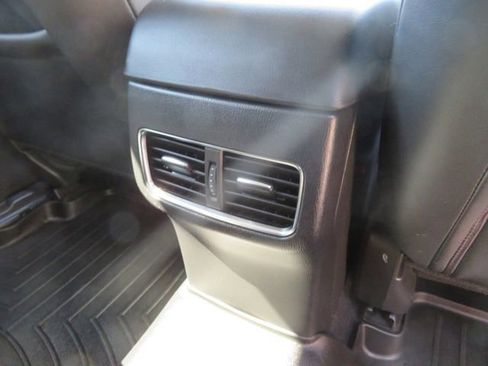 Used 2018 MAZDA CX-5 Touring image 16