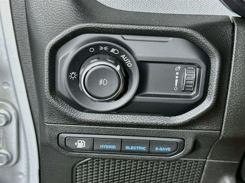 Used 2024 Jeep Wrangler Unlimited w/ Dual Top Group AWD/4WD image 17