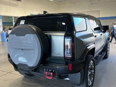 Used 2024 GMC Hummer EV 3X w/ LPO, Illumination Package image 9