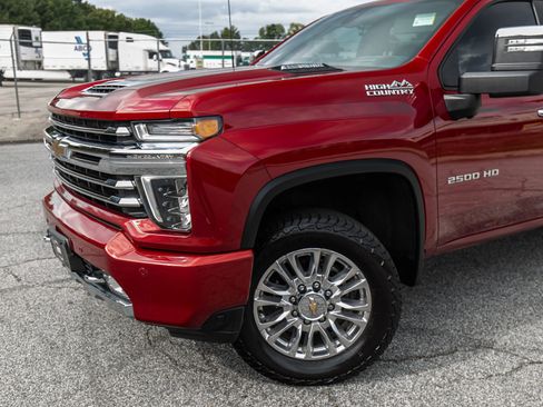 Used 2023 Chevrolet Silverado 2500 High Country w/ Z71 Off-Road Package image 3