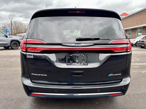 Used 2021 Chrysler Pacifica Touring-L image 22