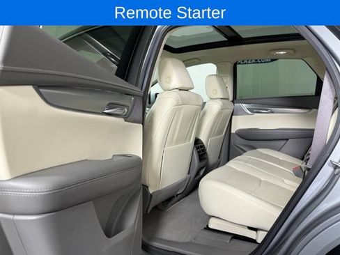 Used 2025 Cadillac XT5 Premium Luxury FWD image 12