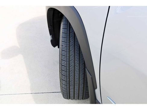 Used 2026 Toyota Corolla Cross XLE w/ Convenience Package image 28