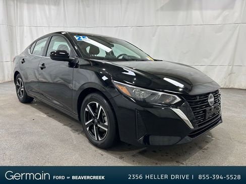 Used 2025 Nissan Sentra SV image 2