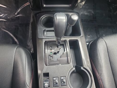 Used 2015 Toyota 4Runner Trail Premium AWD/4WD image 14