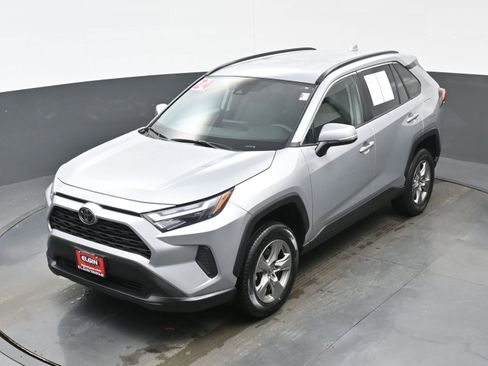 Used 2024 Toyota RAV4 XLE image 36