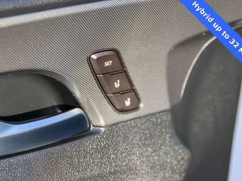 Used 2021 Hyundai Santa Fe Limited w/ Cargo Package image 13