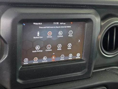 Used 2023 Jeep Wrangler Unlimited Sport AWD/4WD image 17