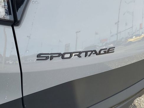 Used 2025 Kia Sportage X-Line image 27