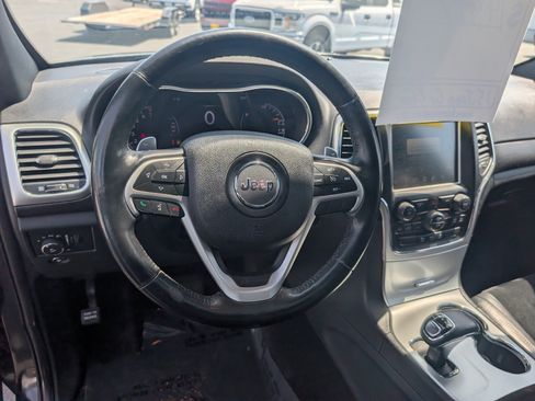 Used 2015 Jeep Grand Cherokee Altitude AWD/4WD image 13