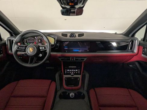 New 2026 Porsche Cayenne AWD/4WD image 20