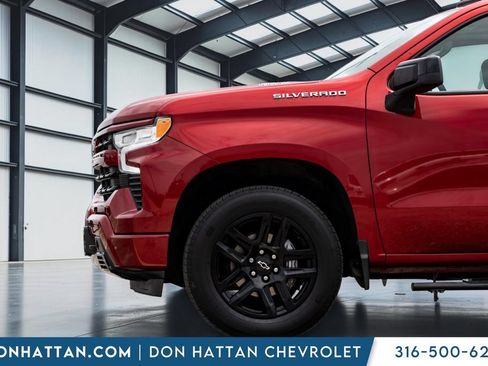 Used 2022 Chevrolet Silverado 1500 RST w/ Convenience Package II AWD/4WD image 31
