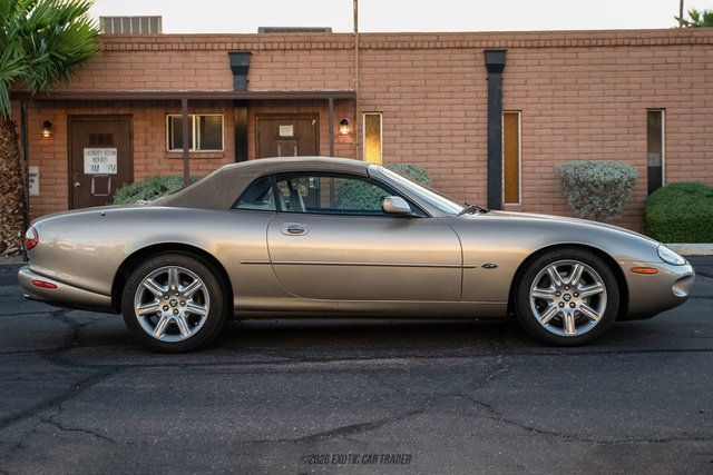 Used 2000 Jaguar XK8 Convertible RWD image 19