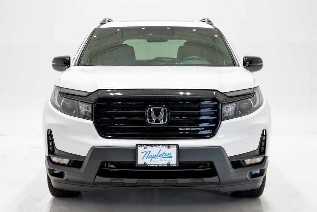 Used 2024 Honda Passport Black Edition image 7