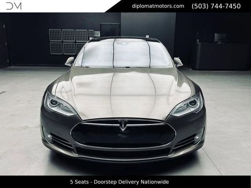 Used 2015 Tesla Model S 70D AWD/4WD image 10