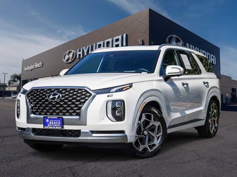 Used 2021 Hyundai Palisade Calligraphy w/ Winter Package FWD image 1
