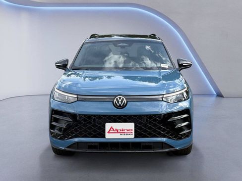 Used 2026 Volkswagen Tiguan SE R-Line AWD/4WD image 8
