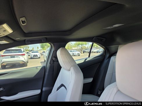 New 2026 Lexus UX 300h FWD image 14