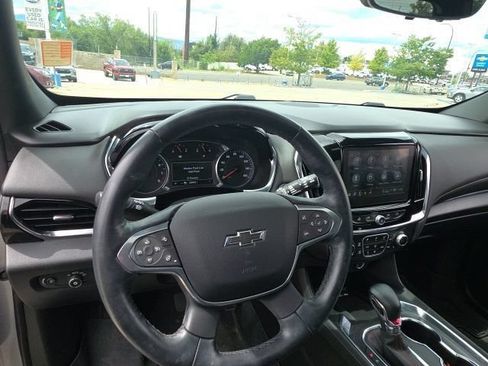 Used 2023 Chevrolet Traverse RS AWD/4WD image 20