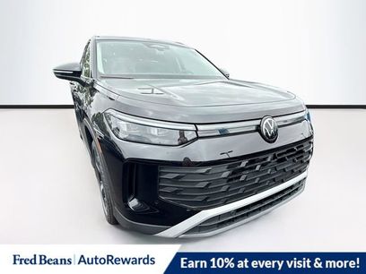 New 2025 Volkswagen Tiguan SE