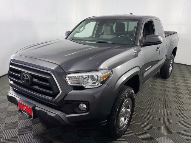 Used 2021 Toyota Tacoma SR5 RWD image 3