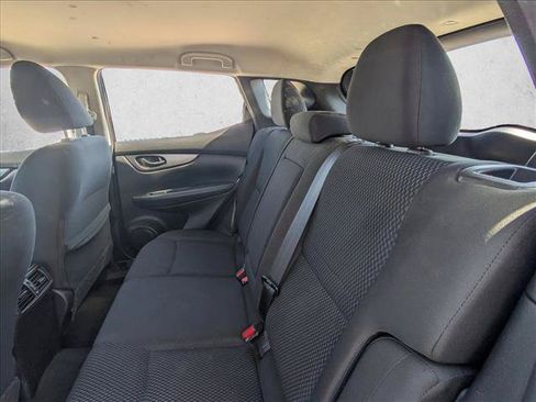Used 2021 Nissan Rogue Sport S FWD image 10