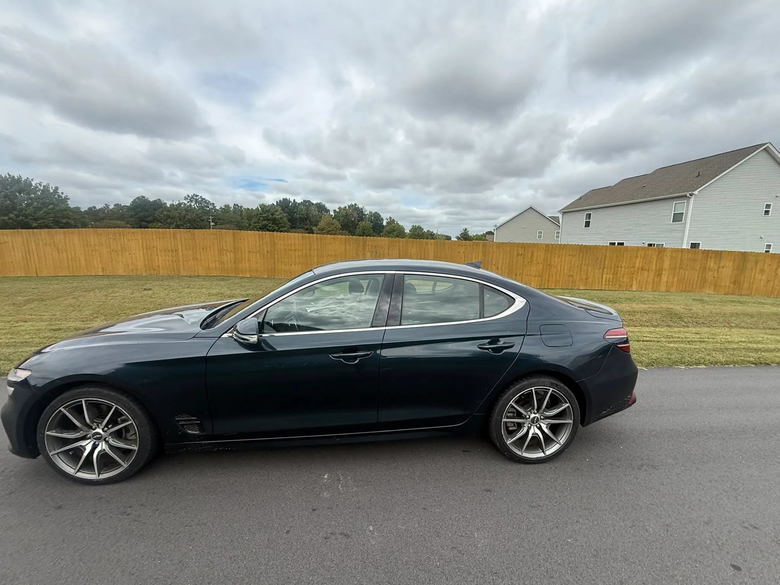 Used 2022 Genesis G70 3.3T RWD image 13