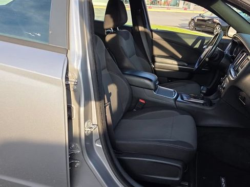 Used 2015 Dodge Charger SE w/ Popular Equipment Group RWD image 15