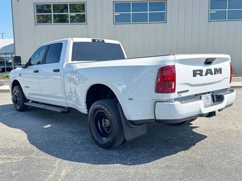 Used 2025 RAM 3500 Big Horn image 5