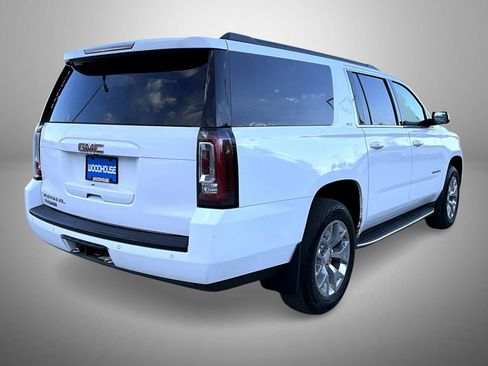 Used 2016 GMC Yukon XL SLT w/ Open Road Package AWD/4WD image 5