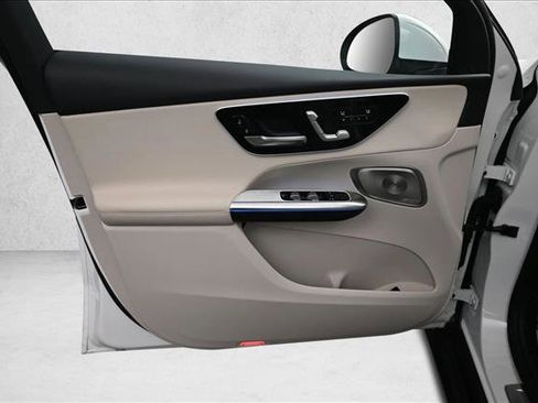 Certified 2026 Mercedes-Benz GLC 300 4MATIC image 19