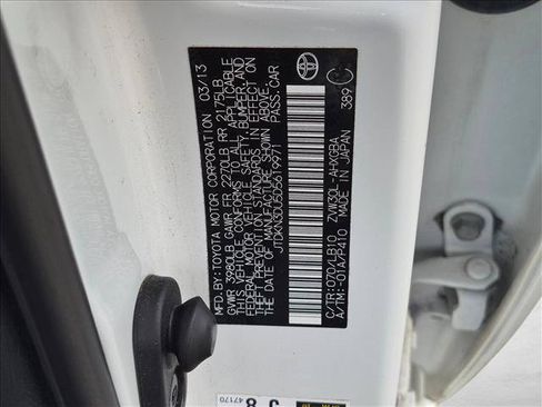 Used 2013 Toyota Prius Four w/ Deluxe Solar Roof Pkg FWD image 15