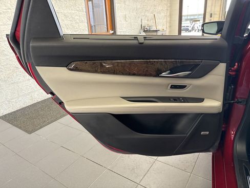 Used 2018 Cadillac CT6 Luxury AWD/4WD image 44