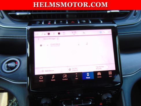 Used 2024 Jeep Grand Cherokee Limited w/ Black Appearance Package AWD/4WD image 27
